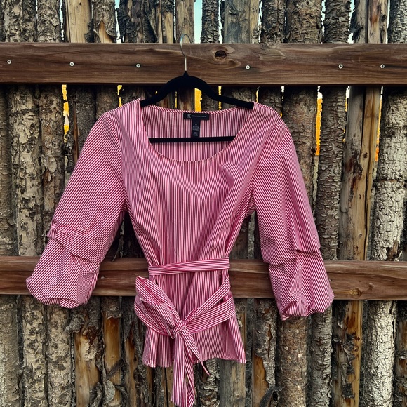 All the pinstripe drama! Rocking sleeves & double wrap tie. - Picture 1 of 2